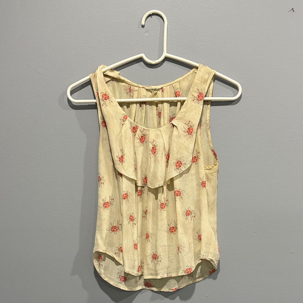 Forever 21 Cream Floral Sleeveless Blouse